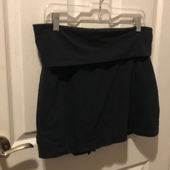 Black Fold-Over Waist Skort by Jockey P2P. M - Picture 1 of 5